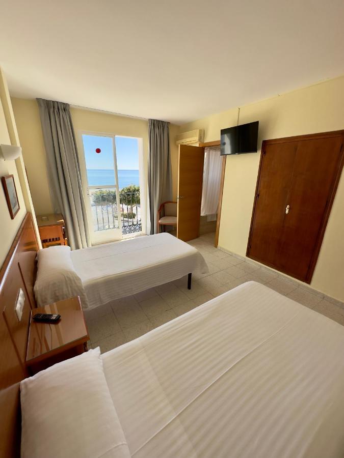 Hotel Cabello Torremolinos Exterior photo