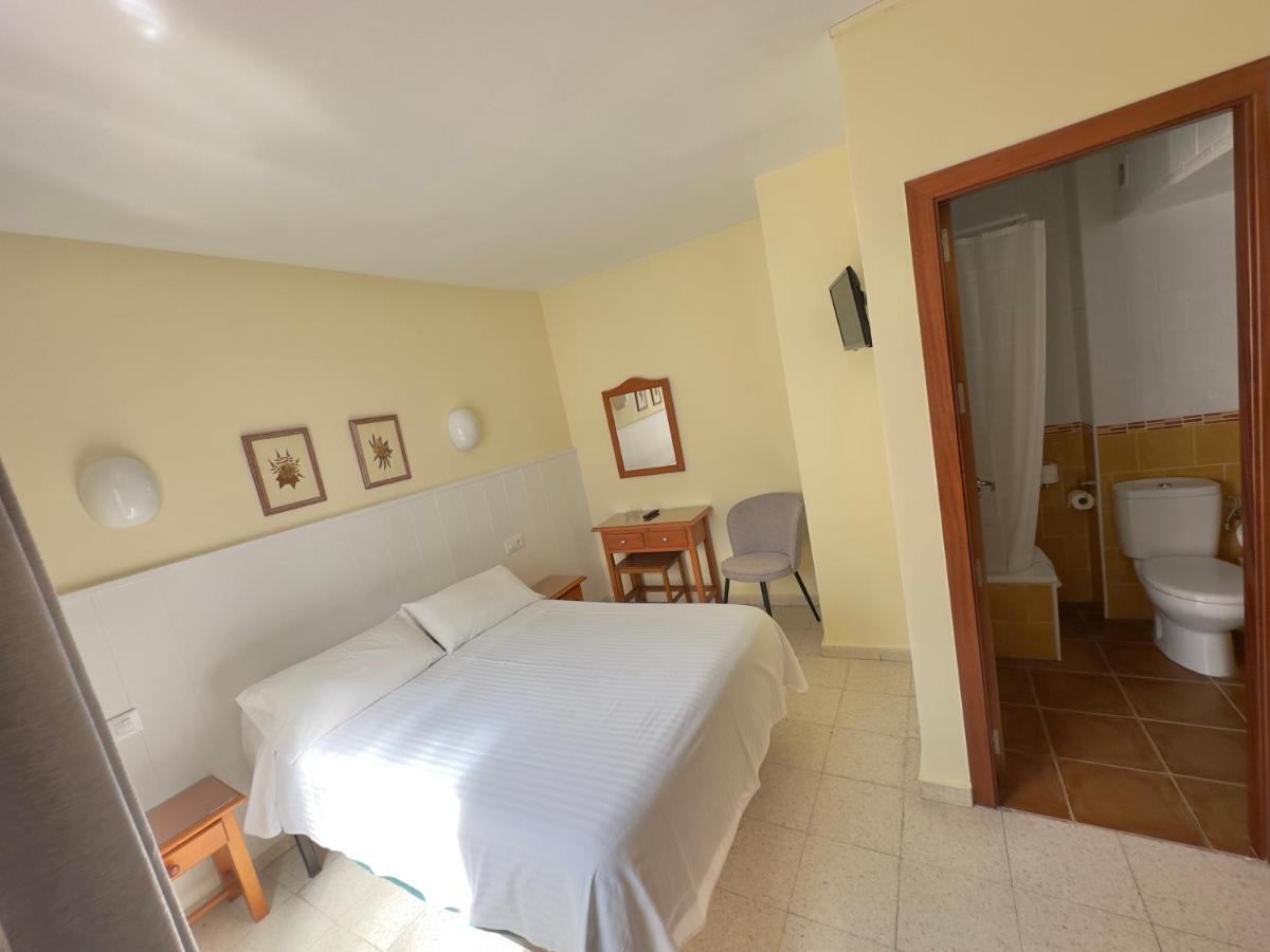 Hotel Cabello Torremolinos Exterior photo