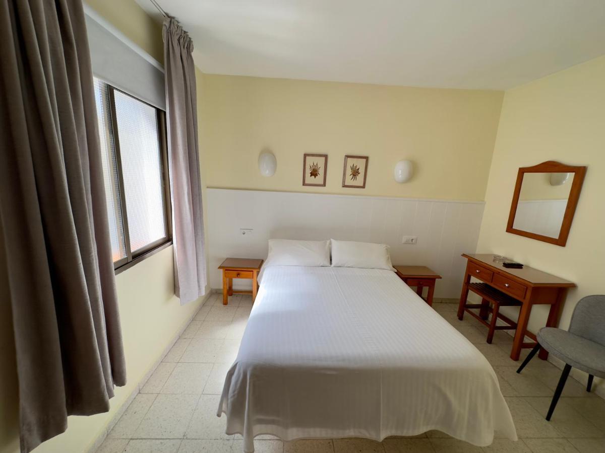 Hotel Cabello Torremolinos Exterior photo